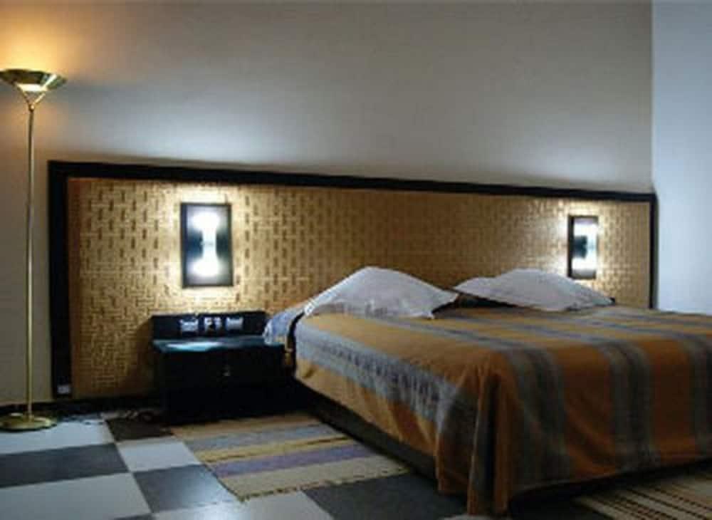 Hotel Le Majestic Annaba Zewnętrze zdjęcie