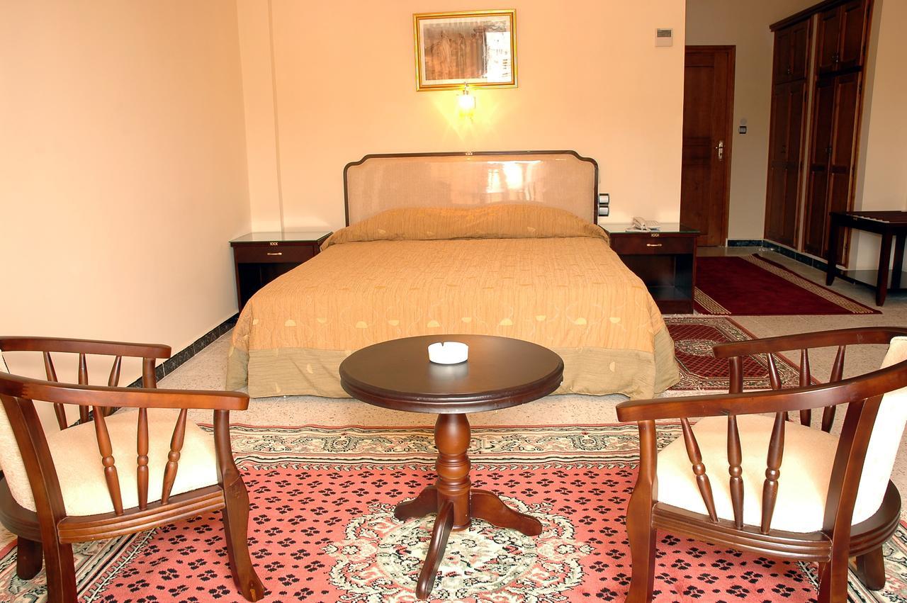Hotel Le Majestic Annaba Zewnętrze zdjęcie